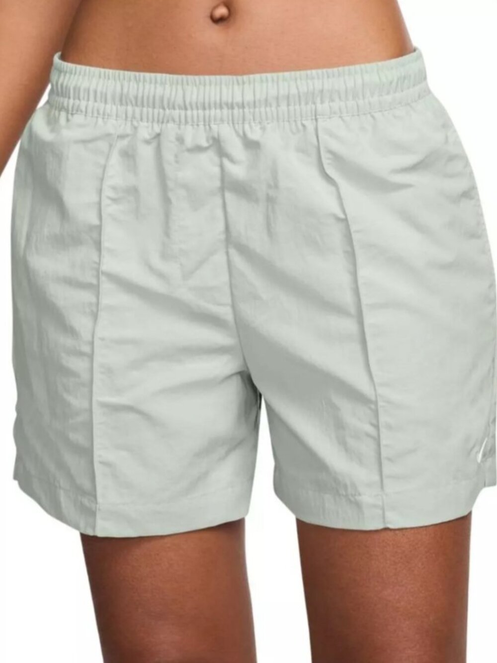 Nike Women's Sportswear Everything Woven Mid-Rise 5" Shorts in Light Silver NWT